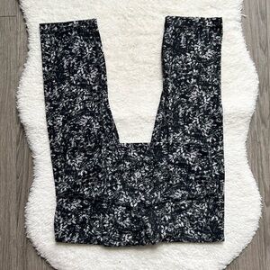 Lululemon Align High Rise 21inch Crop Blossom Overlay Starlight Print Leggings